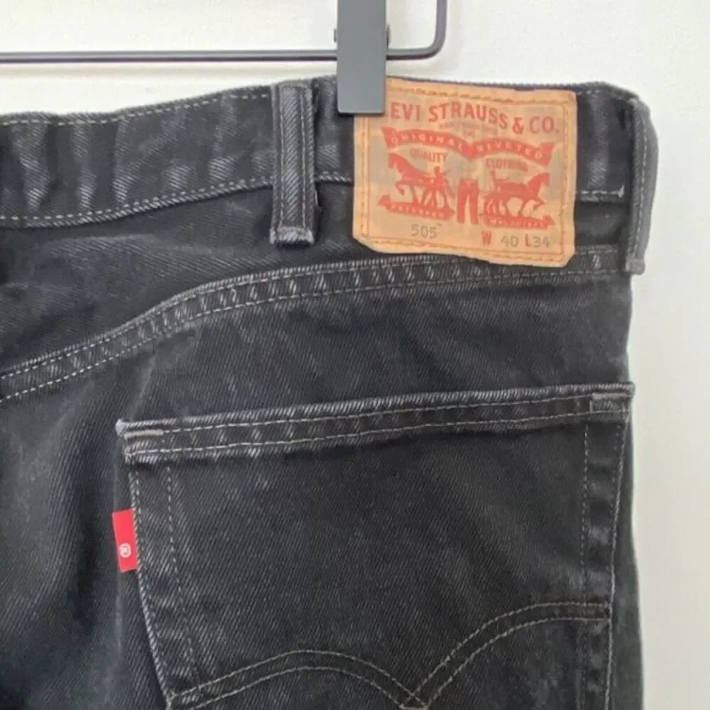 Levi's‎ 505 Jeans Mens Size W40 L 34 Black Straight Relaxed Fit 32